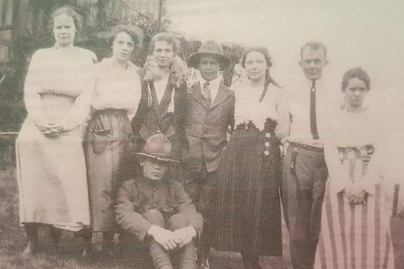 WWI family photo